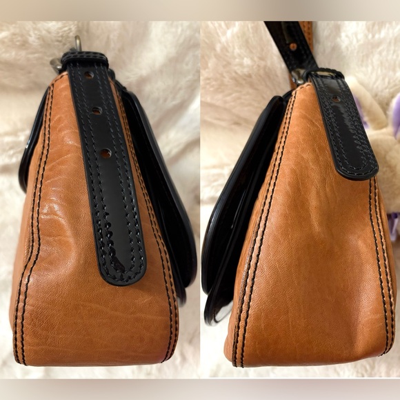 Auth🌷Fendi🌷 Zucca Shoulder Bag Nappa B Bis Patent Trim Pochette/Flap Bag⚡️ - Picture 7 of 16